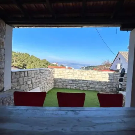Semesterbostad Family House Aldo - Family House With Four Bedrooms And Sea View *
