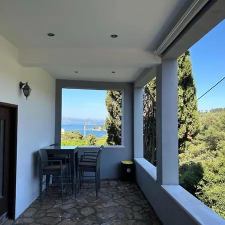 Family House Aldo - Family House With Four Bedrooms And Sea View Rogac