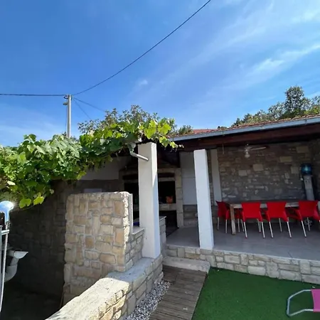 Family House Aldo - Family House With Four Bedrooms And Sea View Holiday home Rogac